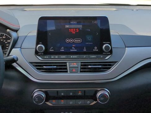 New 2025 Nissan Altima 2.5 SR image 15