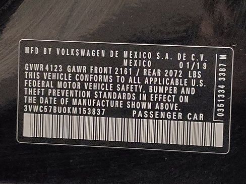 Used 2019 Volkswagen Jetta SE w/ Cold Weather Package image 33