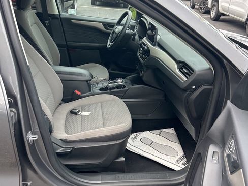 Used 2022 Ford Escape SE w/ Cold Weather Package AWD/4WD image 11