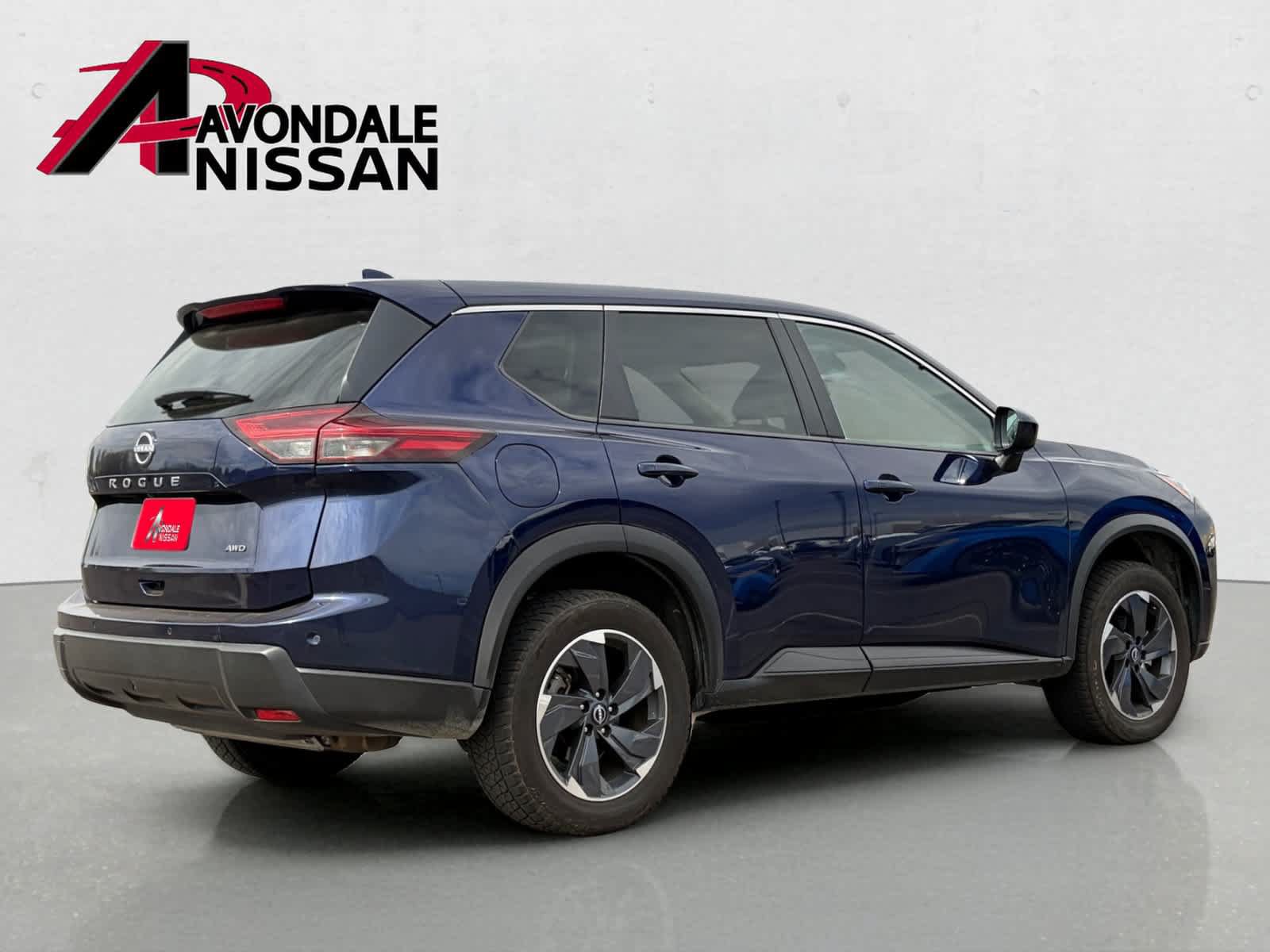 Certified 2025 Nissan Rogue SV AWD/4WD image 4