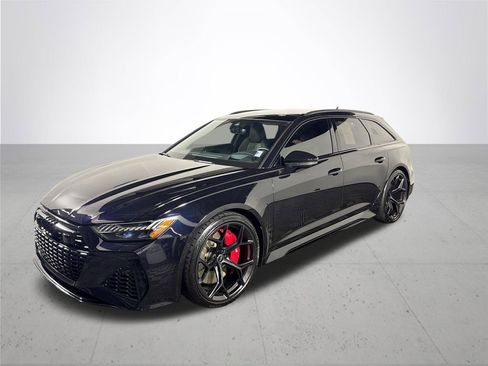 Used 2024 Audi RS 6 performance w/ Black Optic Package image 2