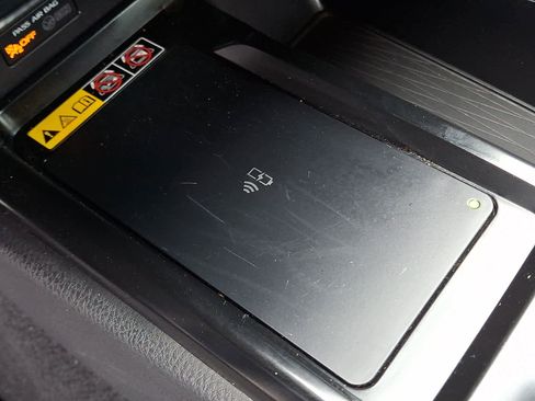 Certified 2025 Toyota Camry SE w/ Convenience Package image 25