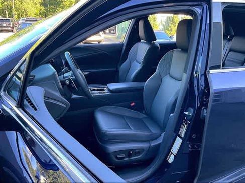Used 2023 Lexus RX 350 Premium w/ Accessory Package AWD/4WD image 21
