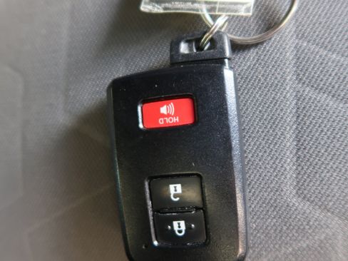 Used 2021 Toyota Tacoma TRD Sport w/ Technology Package RWD image 48