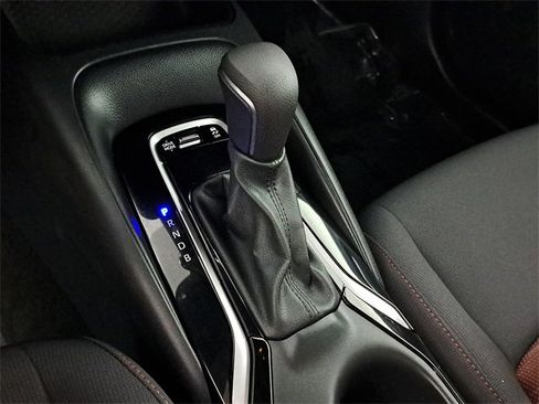 Used 2023 Toyota Corolla SE image 30