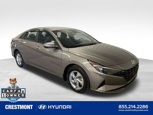 Used 2023 Hyundai Elantra SE FWD image 1