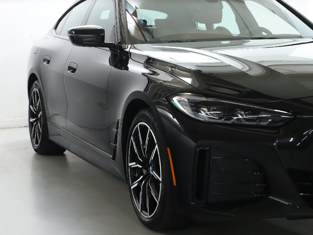 Used 2024 BMW i4 xDrive40i w/ M Sport Package AWD/4WD image 9