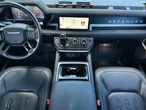 Used 2022 Land Rover Defender 110 S AWD/4WD image 16