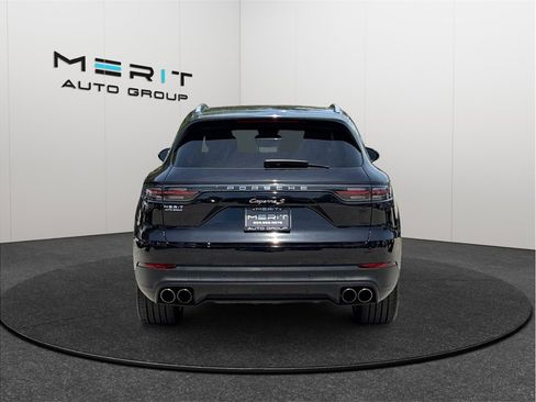 Used 2019 Porsche Cayenne S AWD/4WD image 8