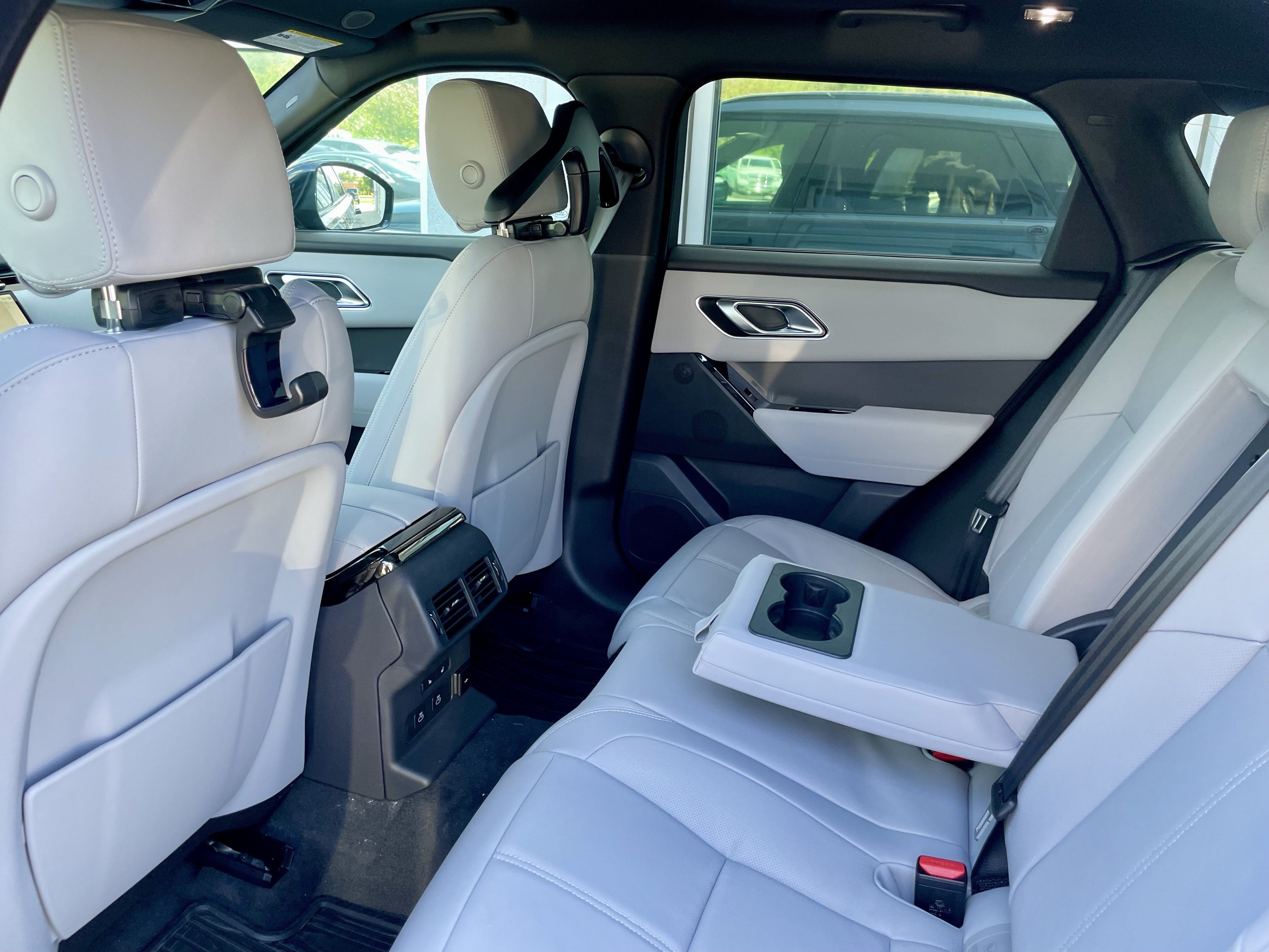 New 2026 Land Rover Range Rover Velar S AWD/4WD image 30