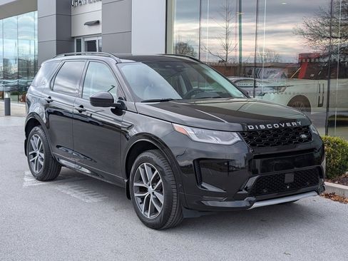 Certified 2025 Land Rover Discovery Sport S image 7