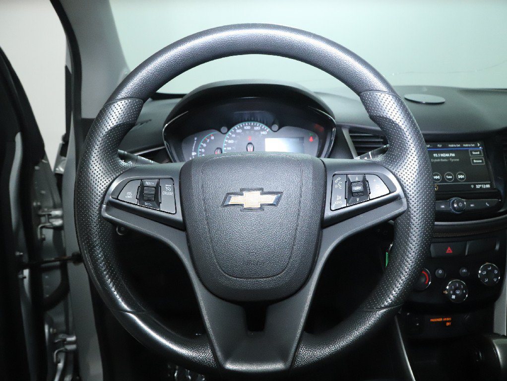 Used 2019 Chevrolet Trax LT AWD/4WD image 21