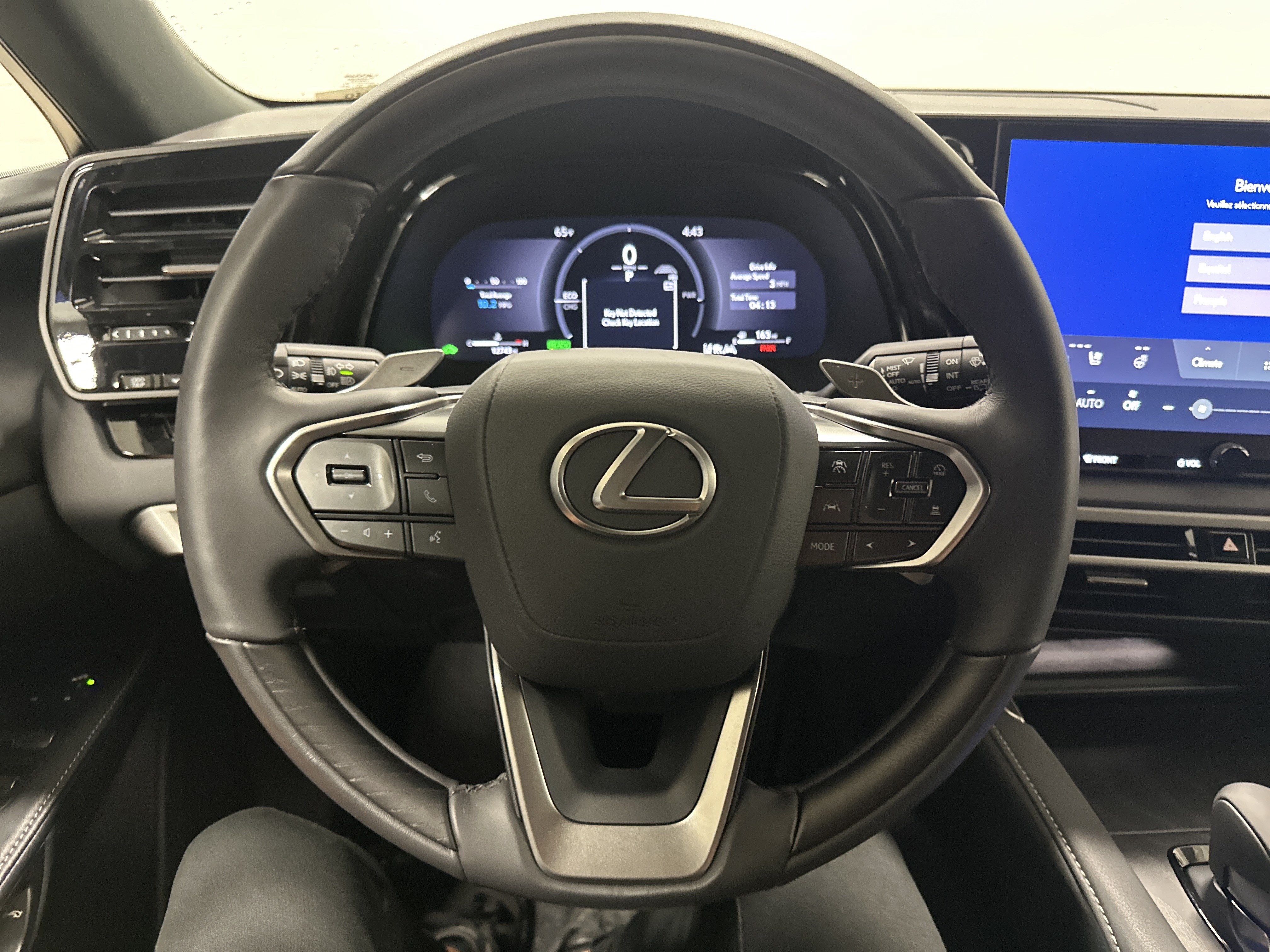 Certified 2025 Lexus RX 350h w/ Accessory Package (K3) AWD/4WD image 3