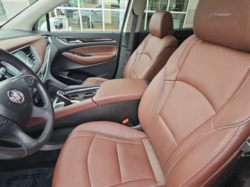 Used 2020 Buick Enclave Avenir w/ Avenir Technology Package image 11
