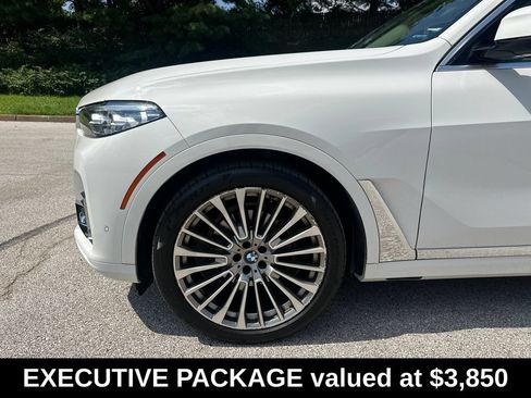 Used 2021 BMW X7 xDrive40i w/ Executive Package AWD/4WD image 2