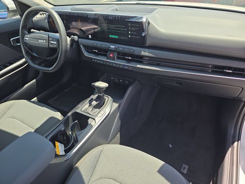 New 2026 Kia K4 FWD image 11
