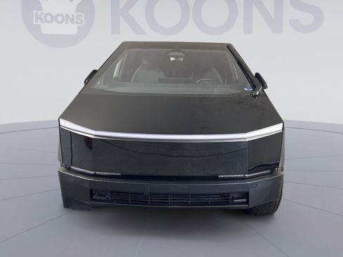 Used 2025 Tesla Cybertruck AWD Crew Cab image 11