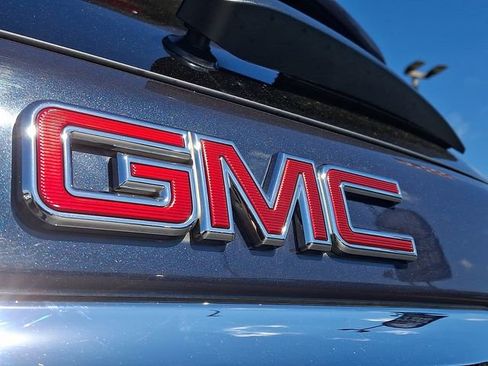 Used 2018 GMC Terrain SLE FWD image 29