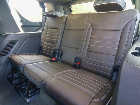 New 2026 GMC Yukon Denali Ultimate AWD/4WD image 30