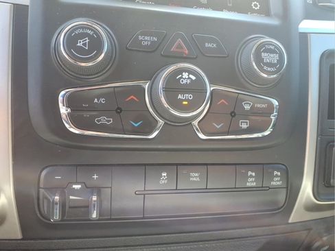 Used 2019 RAM 1500 Big Horn RWD image 20