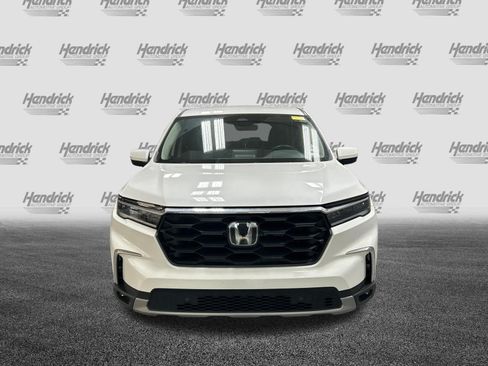 Used 2024 Honda Pilot EX-L image 3