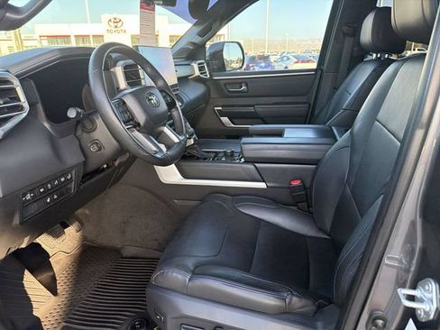 Used 2023 Toyota Tundra Platinum AWD/4WD image 26