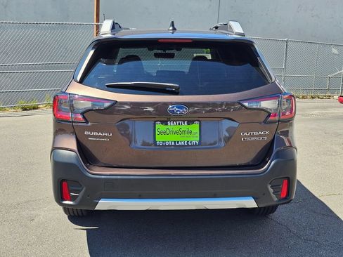 Used 2022 Subaru Outback Touring XT AWD/4WD image 6