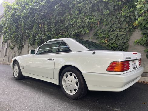 Used 1993 Mercedes-Benz 300 SL image 10