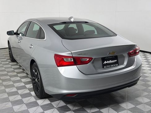 Used 2016 Chevrolet Malibu LT image 7