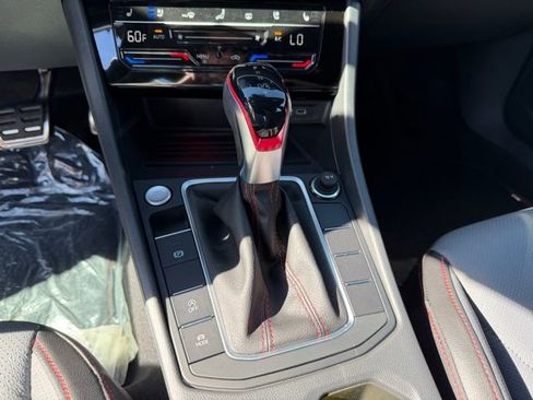 New 2026 Volkswagen Jetta GLI Autobahn FWD image 21