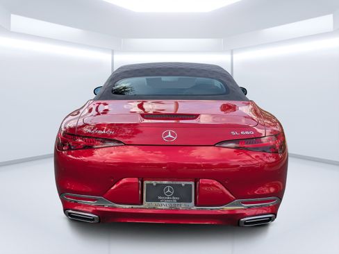 New 2026 Mercedes-Benz Maybach SL 680 image 7