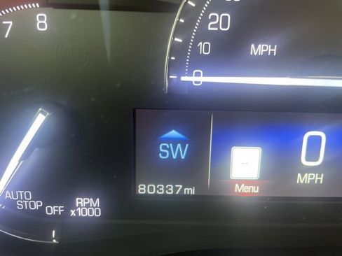 Used 2017 Cadillac XT5 Premium Luxury w/ Driver Assist Package image 24