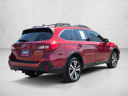 Used 2018 Subaru Outback 2.5i Limited AWD/4WD image 5