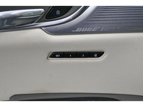 Used 2022 Cadillac XT6 Premium Luxury w/ Technology Package image 33