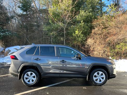 Used 2024 Toyota RAV4 LE image 6