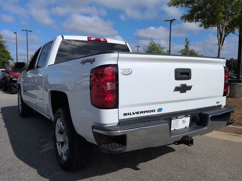 Used 2018 Chevrolet Silverado 1500 LT w/ LT Eassist Package AWD/4WD image 7