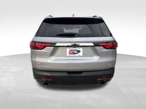 Used 2023 Chevrolet Traverse LT AWD/4WD image 6