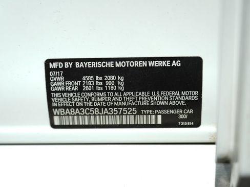 Used 2018 BMW 320i xDrive Sedan AWD/4WD image 60