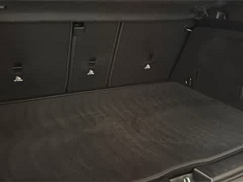 Certified 2025 Mercedes-Benz GLA 250 4MATIC image 31