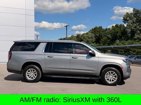 Used 2023 Chevrolet Suburban LT AWD/4WD image 4