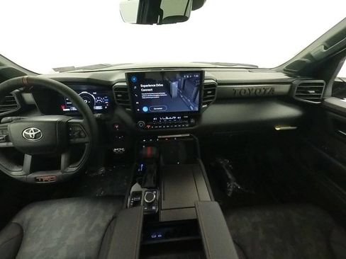 Used 2025 Toyota Sequoia TRD Pro AWD/4WD image 33