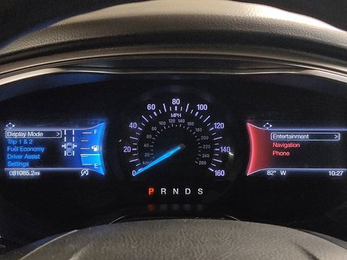Used 2019 Ford Fusion SE FWD image 23