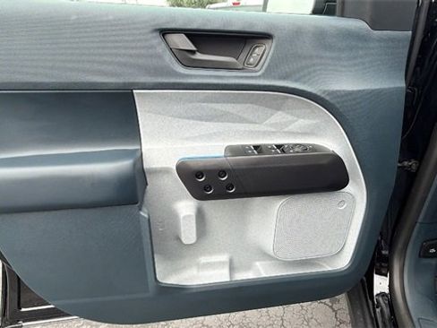 New 2025 Ford Maverick XLT image 19