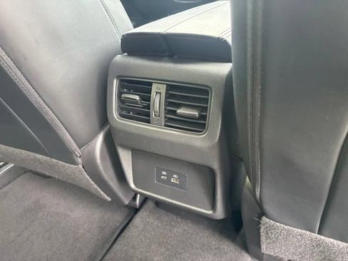 Used 2023 Nissan Rogue Platinum FWD image 25