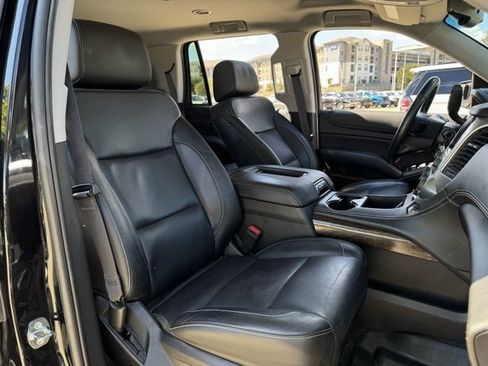 Used 2019 Chevrolet Tahoe LT w/ Off-Road Package AWD/4WD image 31