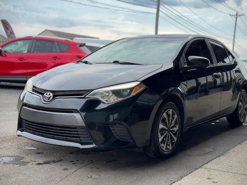 Used 2016 Toyota Corolla LE FWD image 6