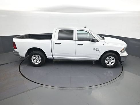 Used 2022 RAM 1500 Classic SLT w/ Electronics Group AWD/4WD image 16