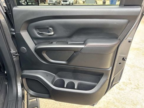 Used 2023 Nissan Titan PRO-4X image 20