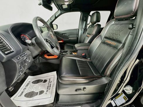 Used 2023 Nissan Frontier PRO-4X w/ Pro-4X Premium Package AWD/4WD image 29