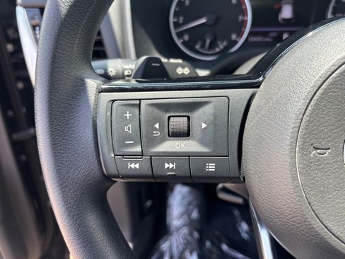 Used 2021 Nissan Rogue SV AWD/4WD image 22